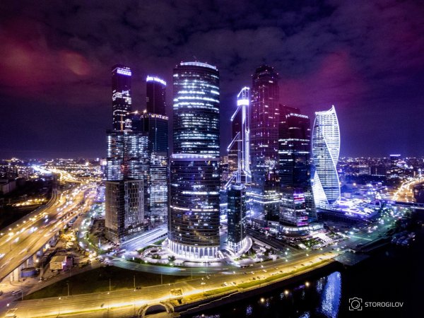 Москва сити ночью