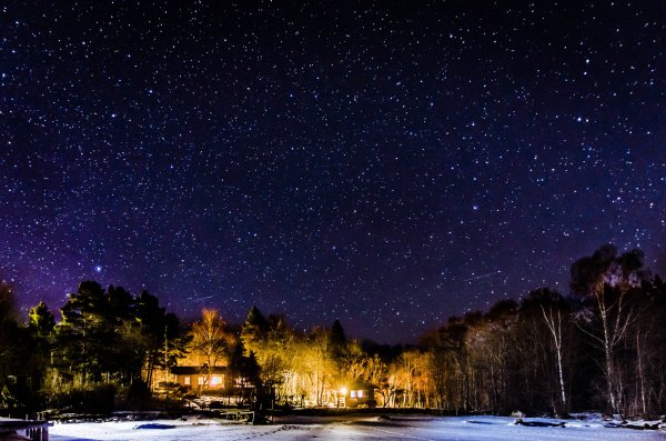 Ночь со звездами зимой