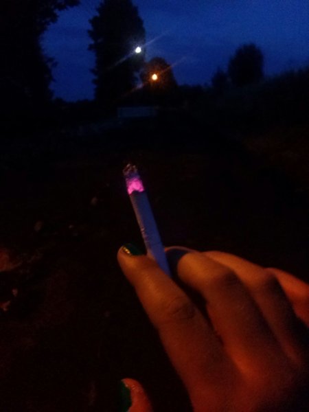 Сигарета ночью