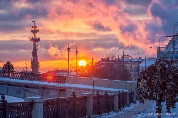 Морозное утро в городе