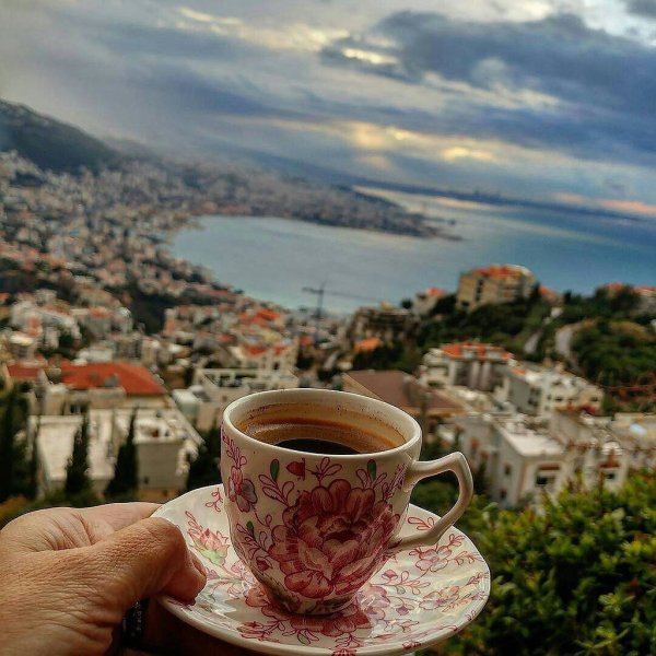 Утро кофе и горы
