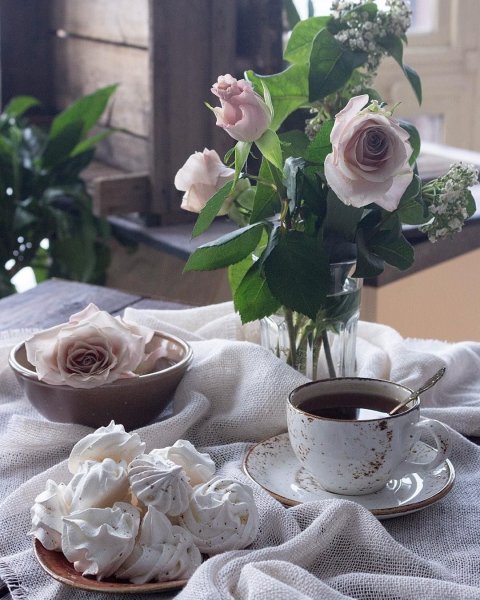 Утро кофе и цветок